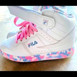 Girls Filas size 3 1/2